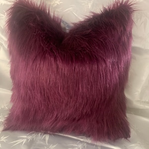 Plum fur Faux  pillow cover, Wine faux fur pillow, Throw pillow, Faux Fur Wine sham, Burgundy  fur pillow, wine Pillow cover, Christmas gift