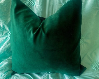Green Velvet pillow cover - Emerald green Velvet pillow cover-Green pillow -velvet pillow cover-velvet cushion christmas green velvet pillow