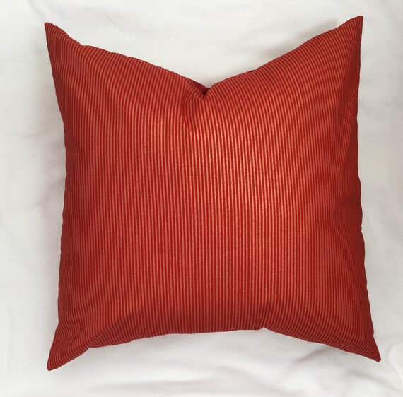 Almohadas rojas best sale