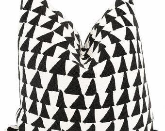 Black and White Pillow, Designer Pillow ,Geometric triangle Pillow, Black and white throw pillow,Mothers Day Gift ,gift for her gift for him