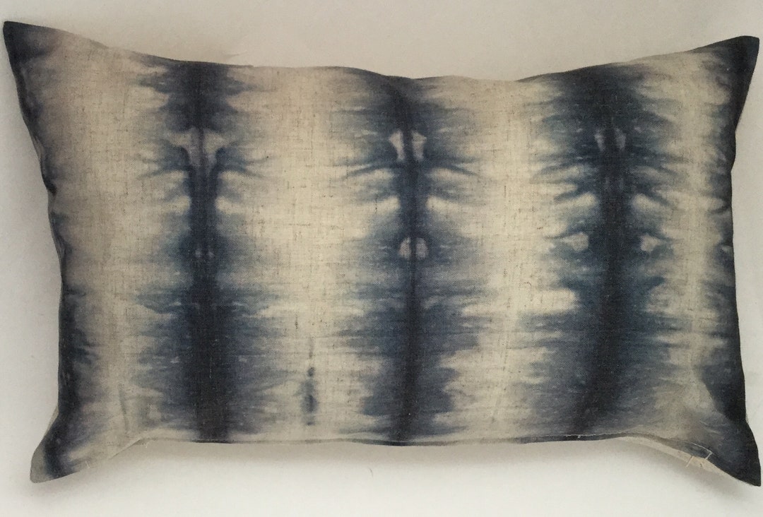 Blue Tie Dye Lumbar Pillow, Tie Dye Throw Pillow Cover, Blue Pillow