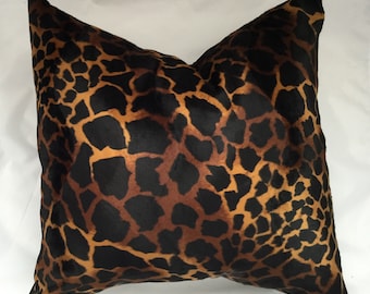 Animal print pillow cover, Giraffe Print throw pillow, Animal print pillow, Animal pillow, Designer pillow, Giraffe decor, Lumbar pillow