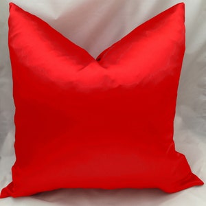 Red pillows, red Satin pillow covers, Red Christmas pillow, Christmas decor, Valentine&#39;s Day Pillow cover, Satin pillow, red pillow decor