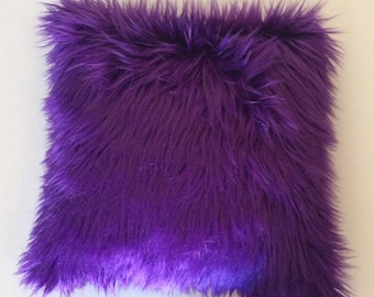 Faux fur pillow cover, Purple faux fur pillow cover, Fur purple pillow, Throw pillow, Decorative pillow cover, Purple fur pillow, fur pillow