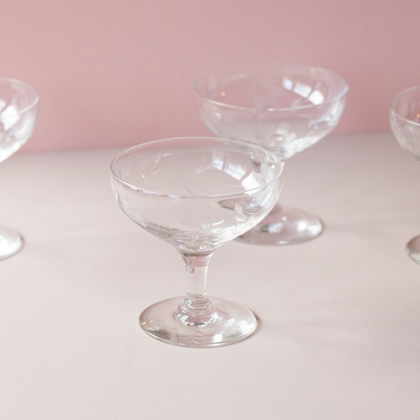 Etched Floral Champagne Coupe Glasses Set of Four - Minimal Clear Glass Stemware - Delicate Vintage Cocktail Glassware