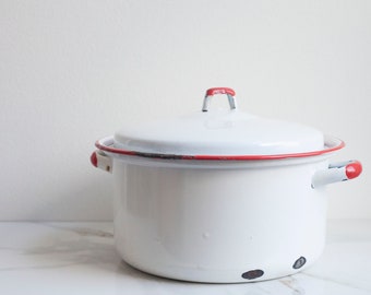 Enamel Stock Pot with Lid - Vintage Enamelware - Vintage Farmhouse Style Kitchen Stock Pot - Rustic Home Decor