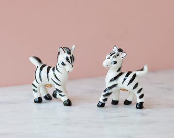 Vintage Porcelain Zebra Salt and Pepper Shakers – Collectible Kitchenware
