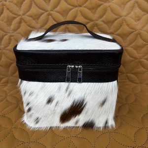 SAME AS PICTURE White Cowhide Makeup Bag Real Cowhide Cosmetic Bag Cowhide Makeup Bag for Bride Toiletry Bag Western Bag Gift for Bridesmaid