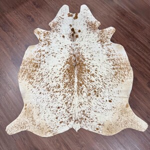 Brown Cowhide Rug | Hair on Cowhide | Natural Cowhide Leather Rug | Rustic Farmhouse Decor | Western Style Area Rug | Real Leather Floor Rug