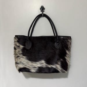 Echte Rindsleder Tragetasche Braune Haare auf Rindsleder Tragetasche Rindsleder Schultertasche Western Style Tasche Rindsleder Damen Boho Tragetasche Geschenk für Mama