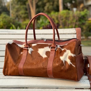 Handgefertigter Rindsleder Duffel Bag Haar auf Rindsleder Duffle Bag Große Rindsledertasche Rindsleder Wochenendtasche Reisetasche Gym Bag Geschenk Zum Geburtstag