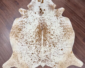 Bruin koeienhuid vloerkleed | Haar op koeienhuid | Natuurlijk rundleer vloerkleed | Rustiek boerderijdecor | Vloerkleed in westerse stijl | Vloerkleed van echt leer