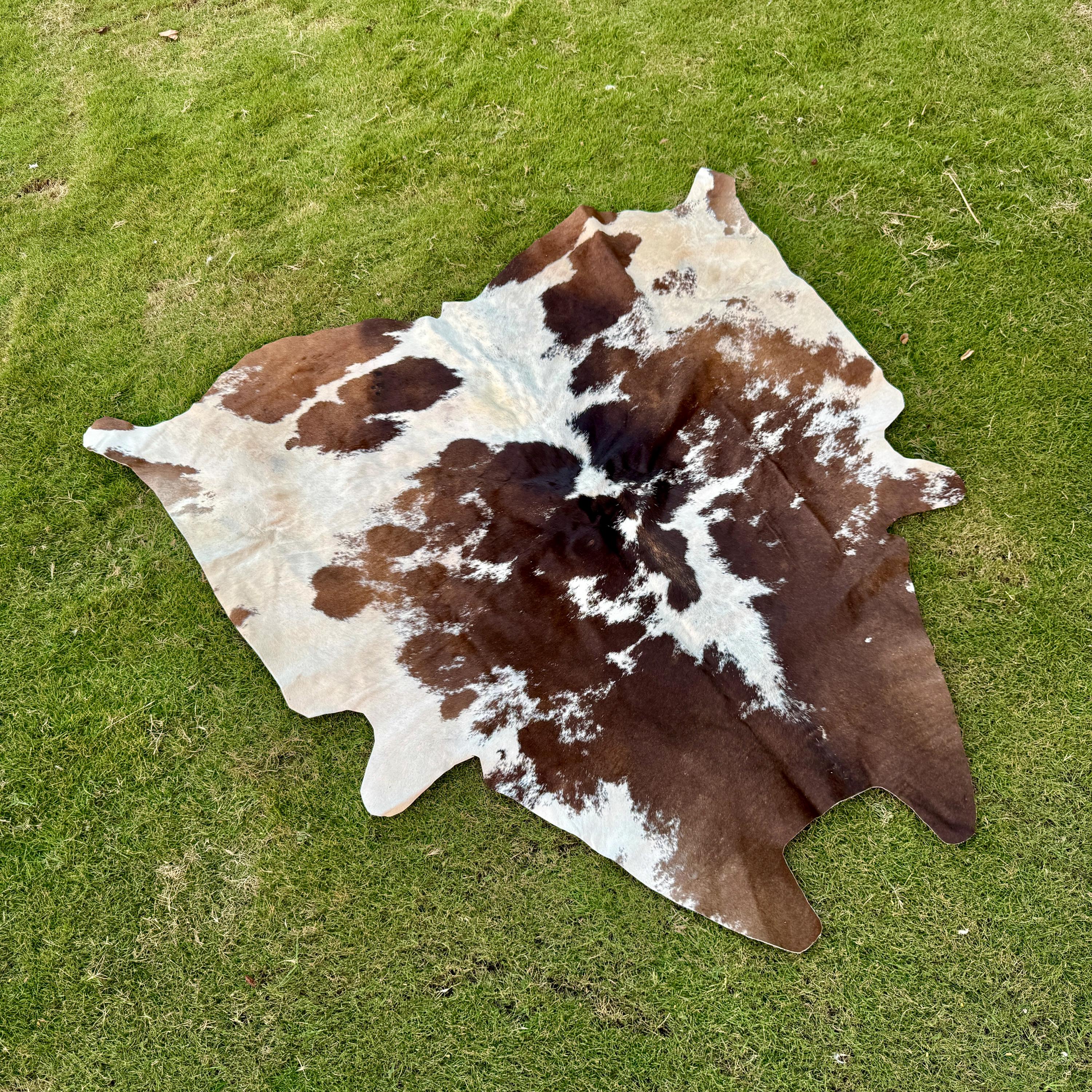 Branded Cattle Rug Natural Cattle Hide Area Rug | Hand Selected Spotted Leather Floor ...