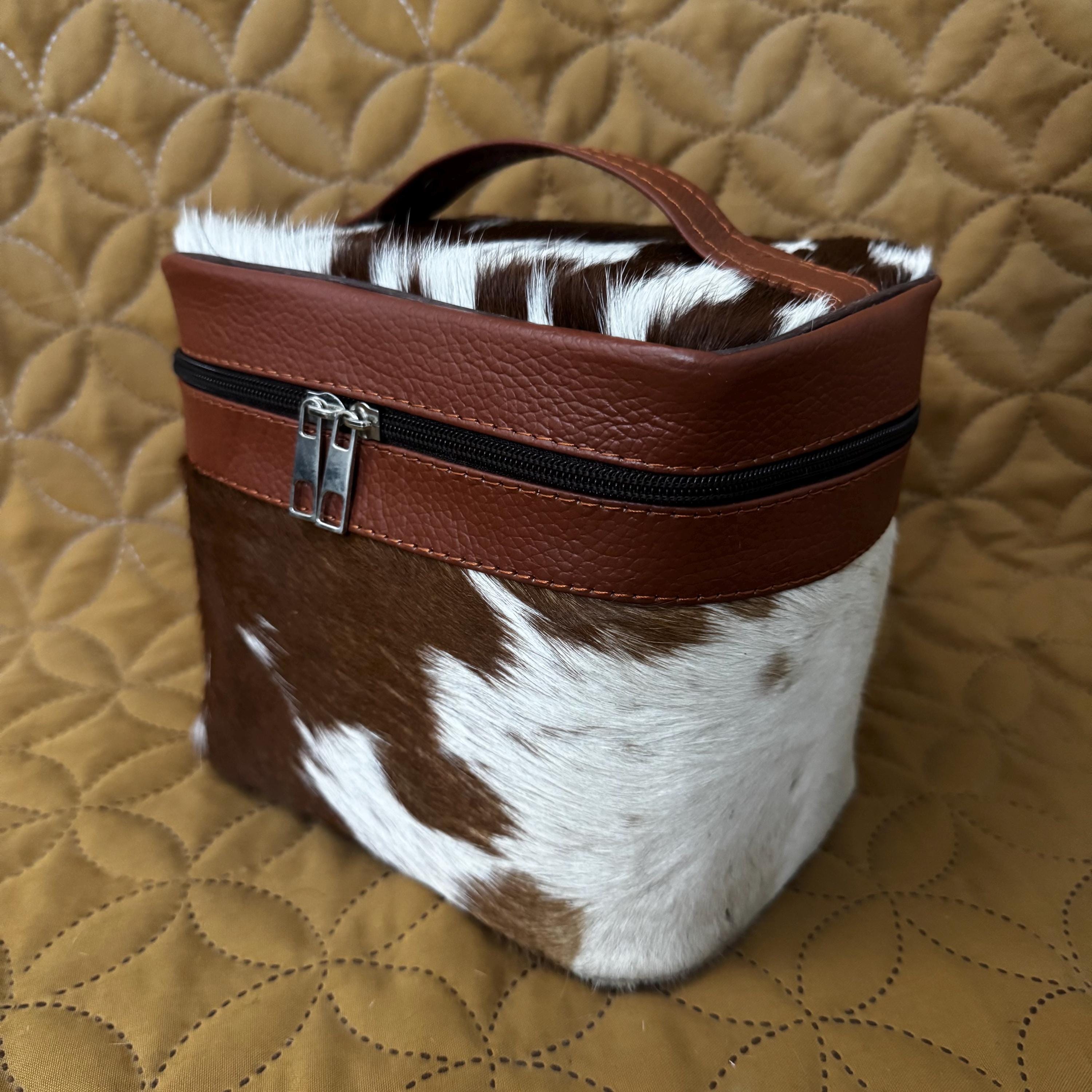 ◇DAKS◇ [BIRKBECK] Buck Bag Burgundy D Decorative Cowhide B buckskin-cherokee-hand-bag-