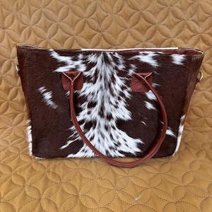 WIE BILD! Western Rindsleder Haar auf Tragetasche | Echte Rindsleder Geldbörse Einkaufstasche | Western Leder Handtasche Boho Rindsleder Umhängetasche Geschenk