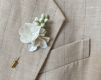 White flower lapel pin for men ivory lapel pin hydrangea wedding boutonniere groom lapel pin men brooch wedding floral lapel pin buttonhole
