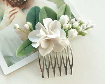 Ecalyptus bridal hair comb ivory flower hair piece greenery hair comb ecalyptus headpiece Babys breath hair comb bridal floral hair piece