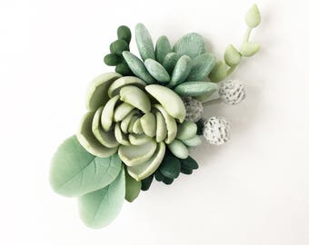 Green succulent hair clip succulent hairpiece green flower headpiece succulent wedding greenery hairclip southwestern wedding succulent mint