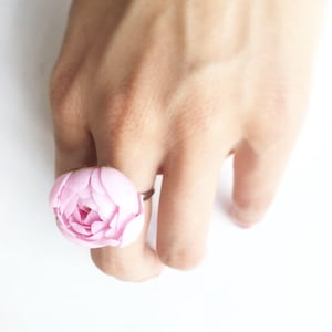 Pink peony ring Nature inspired ring Blush flower ring Nature rings Pink blush wedding ring Pink flower ring pink flower adjustable ring