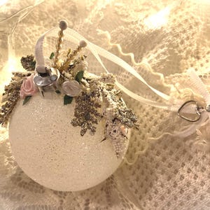 Shabby Chic Mother’s Day Ornament Shabby Chic Home Decor Mommy Gift Tree Ornament Gift for Mom Cottagecore Farmhouse Decor Friend Gift Bulb
