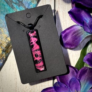 Mutilaginous Growth Handcrafted Pour Paint Fluid Art Necklace in Pink and Black