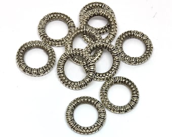 Pewter connector Rings (10) 17mm Antique silver pattern on both sides pewter findings spacers connectors  Craft supplies