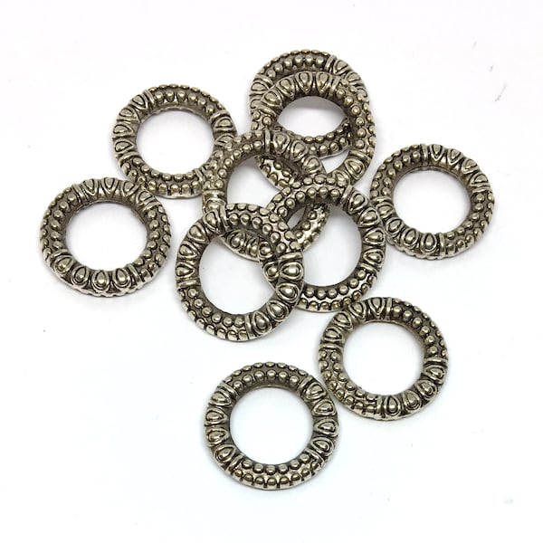 Pewter connector Rings (10) 17mm Antique silver pattern on both sides pewter findings spacers connectors  Craft supplies