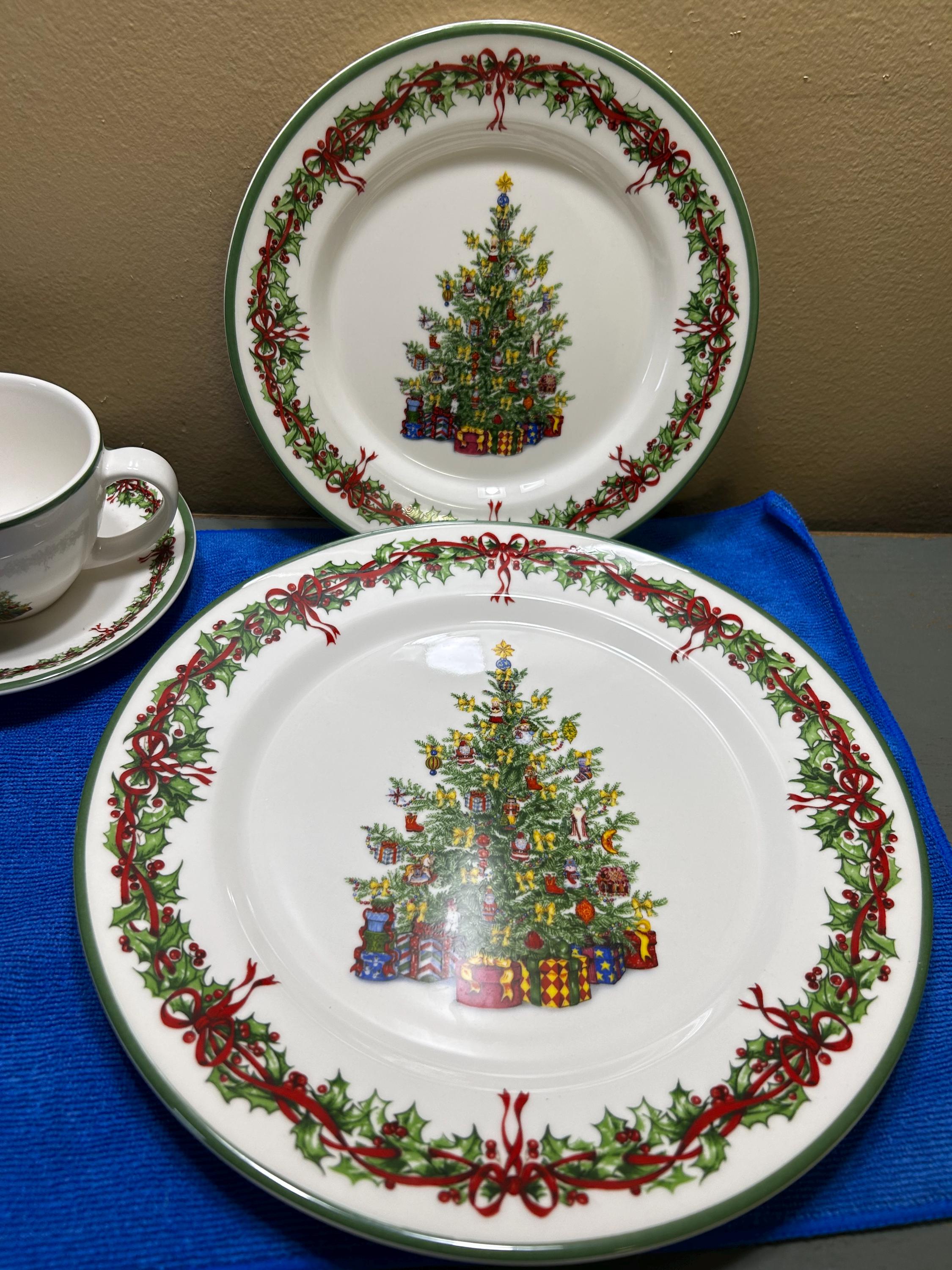 Retired Christopher Radko 4 Piece Place Setting of Holiday