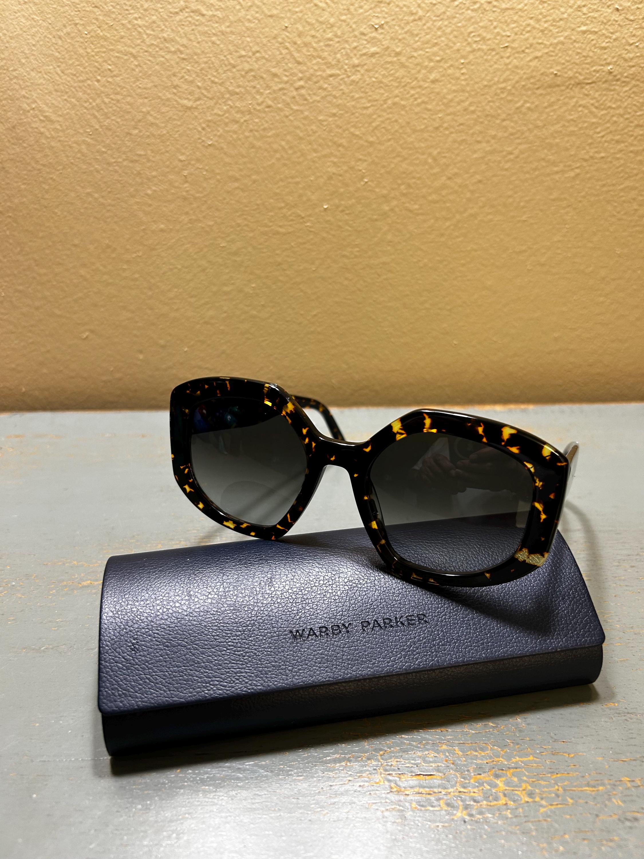 Warby Parker Tortoise Shell Sunglasses ***GREAT CONDITION*** A vintage Warby Parker Cooper sunglasses ? Condition: 10/10  main image 2