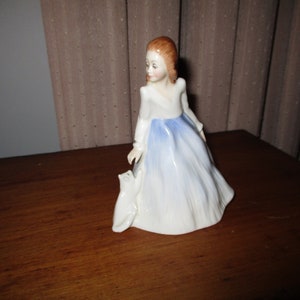 Vintage Royal Doulton Kerry Figurine Bone China ~ Signed A.Hughes HN3461 ~ Very Classic