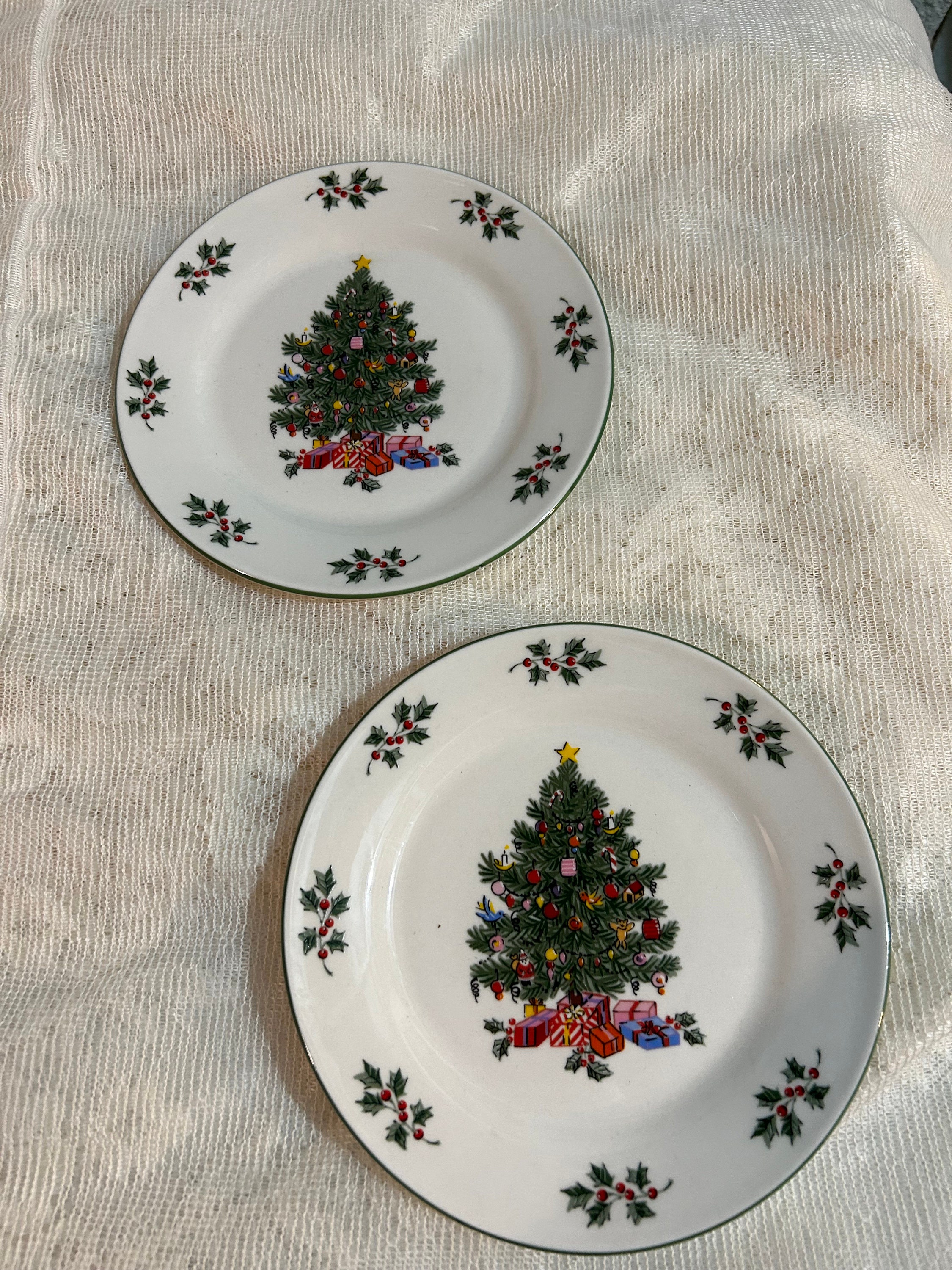 Gibson Christmas Dinnerware