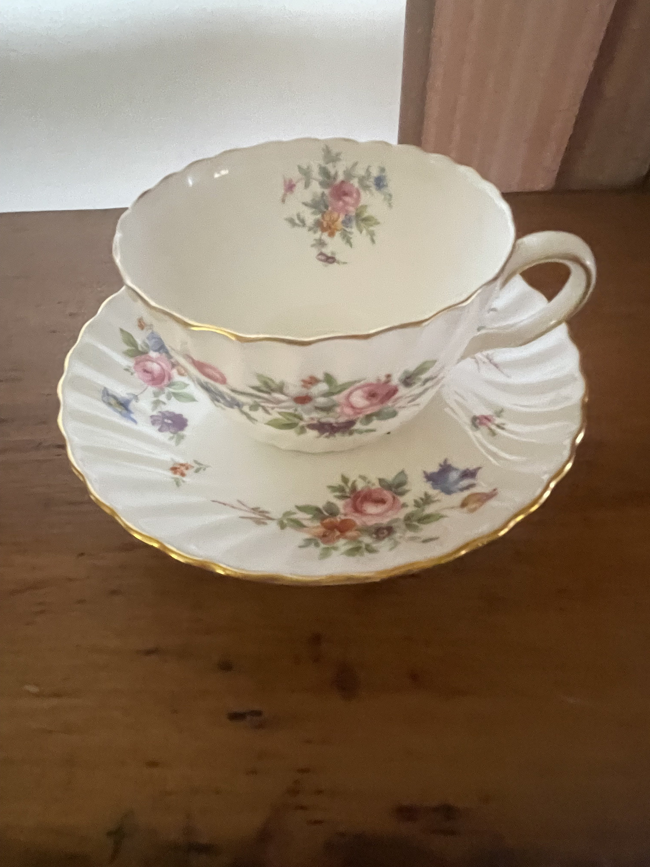 Lovely Retired Minton English Bone China Cup & Saucer Lovely Retired Minton English Bone China Cup & Saucer