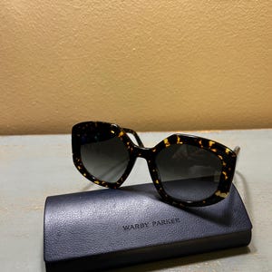 Vintage Warby Parker Sunglasses ~ Frames Oversized Brown Tortoise ~ Pentagon Shape