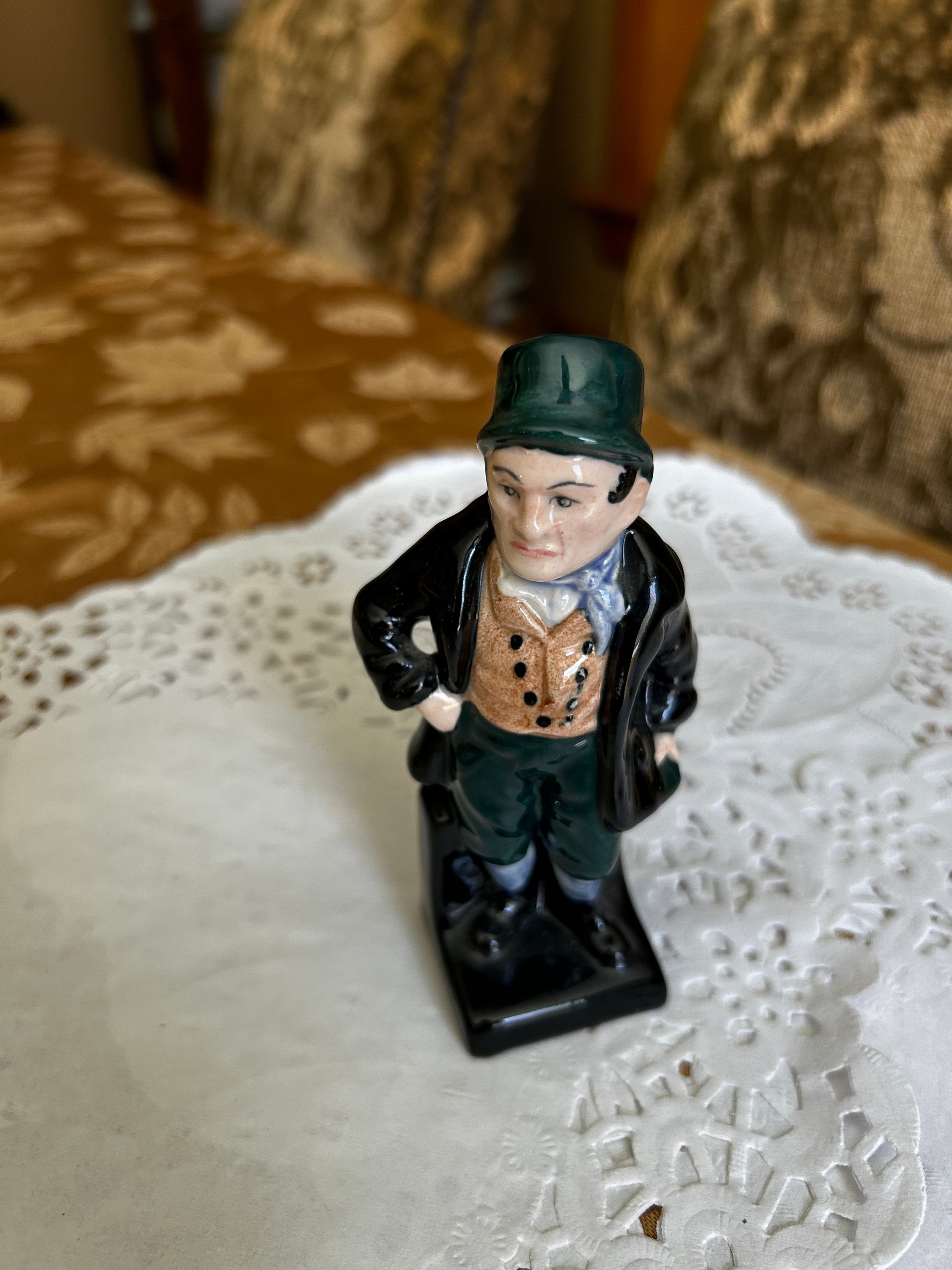 Retired Royal Doulton Figurine ~ Dickens-miniature 