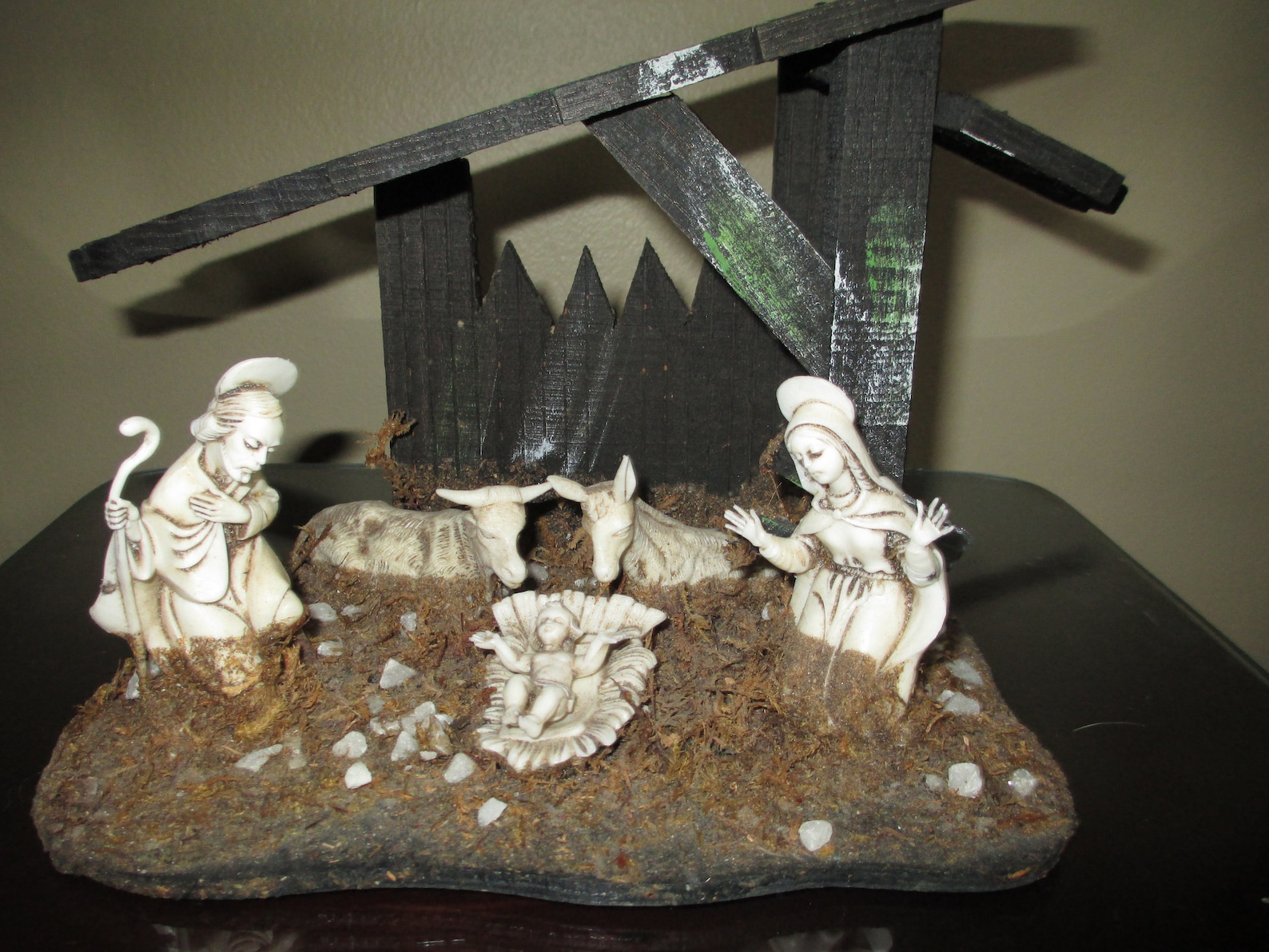 Nice Vintage 1960s Art Deco Nativity Set Complete Hand Etsy
