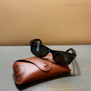 Gafas de sol y estuche vintage RayBan 2132 negro 