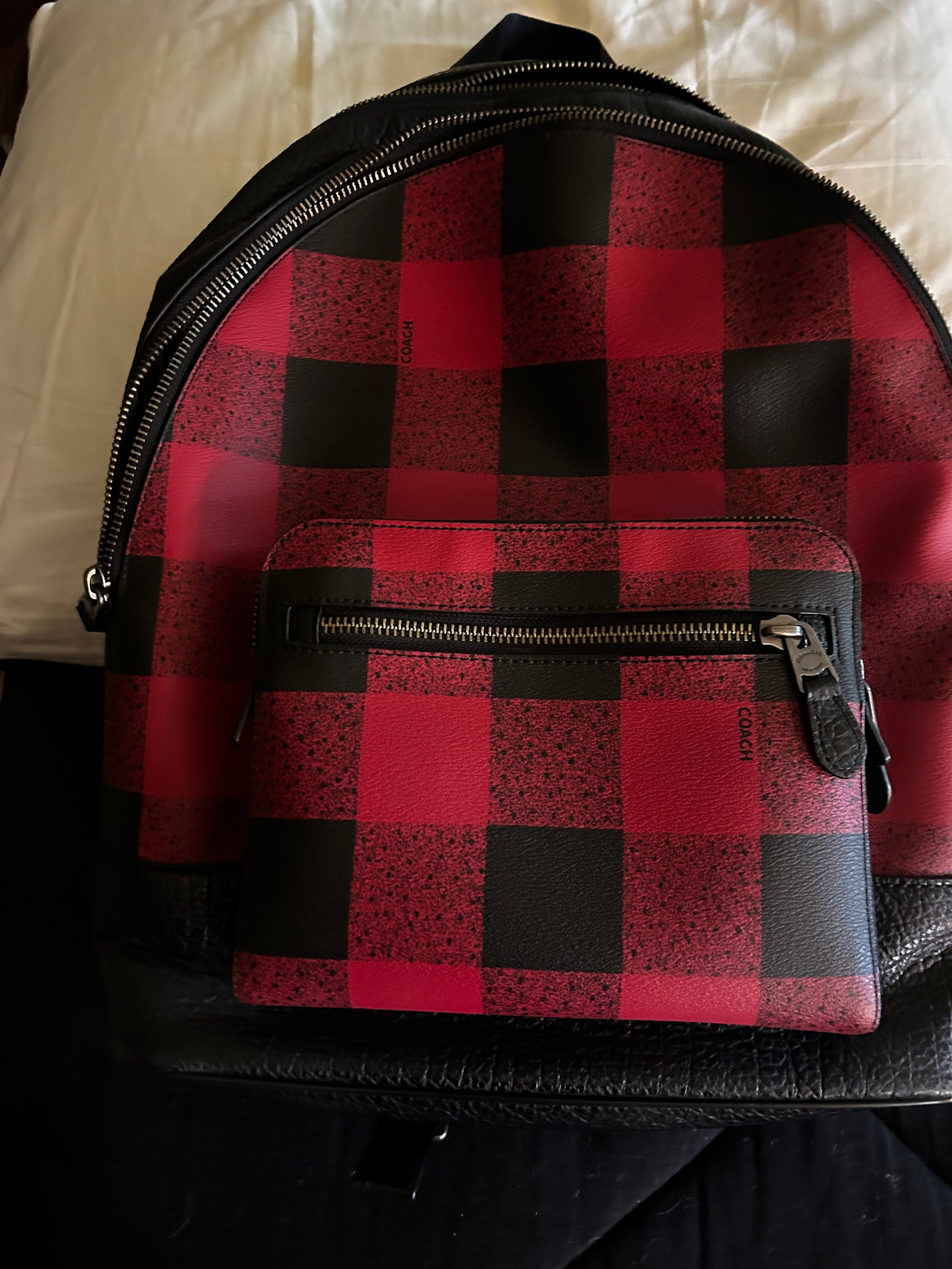 coach and four pebbled leather backpack HENRY IN PEBBLE Black Carding Process in Spinning Stylish Large Black Leather Size or Variant:Red/Black (34 x 21 x 23cm) data--gender:Women