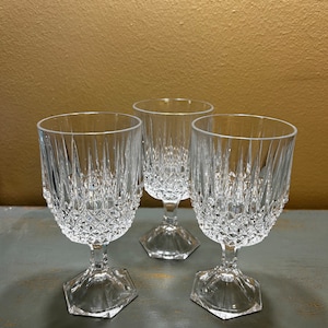 Lot of 3 Retired Fostoria Stratton Footed Water Goblet ~ Beautiful Crystal ~ Elegant & Timeless Glass Pattern