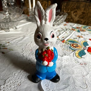 Charming Vintage Ceramic Easter Bunny Figure ~ Classic Hand Painted Look / Very Nice!
