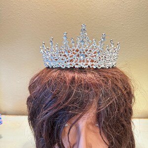 Beautiful Vintage Handmade Sliver Bridal, Formal, Queen 