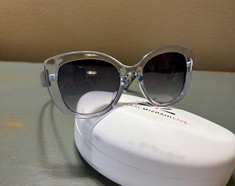 Vintage Isaac Mizrahi Live Large Rounded Sunglasses with Clear Floral Decor Frames ~ Beach Ready!