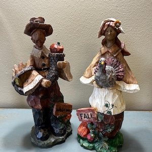 Vintage Hand Painted Composition / Resin Pilgrim Man & Woman Figures ~ Nice Color and Hand Carved Wood Look!