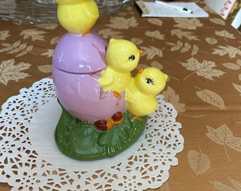 Great Looking Vintage Ceramic Easter Egg Covered With Chicks Candy Dish ~ Hand Painted ~ Great Addition For Your Easter Display