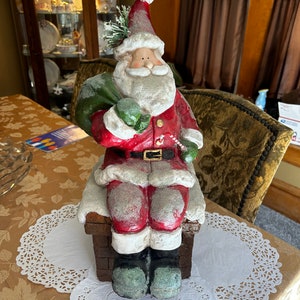Charming Vintage Large Composition Santa Claus Figure ~ Classic Christmas Decoration ~ Outstanding!