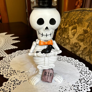 Vintage Halloween Skelton ~ Dressed in Top Hat & Bow Tie Holding His Raven ~ Very Neat Spooky Decoration