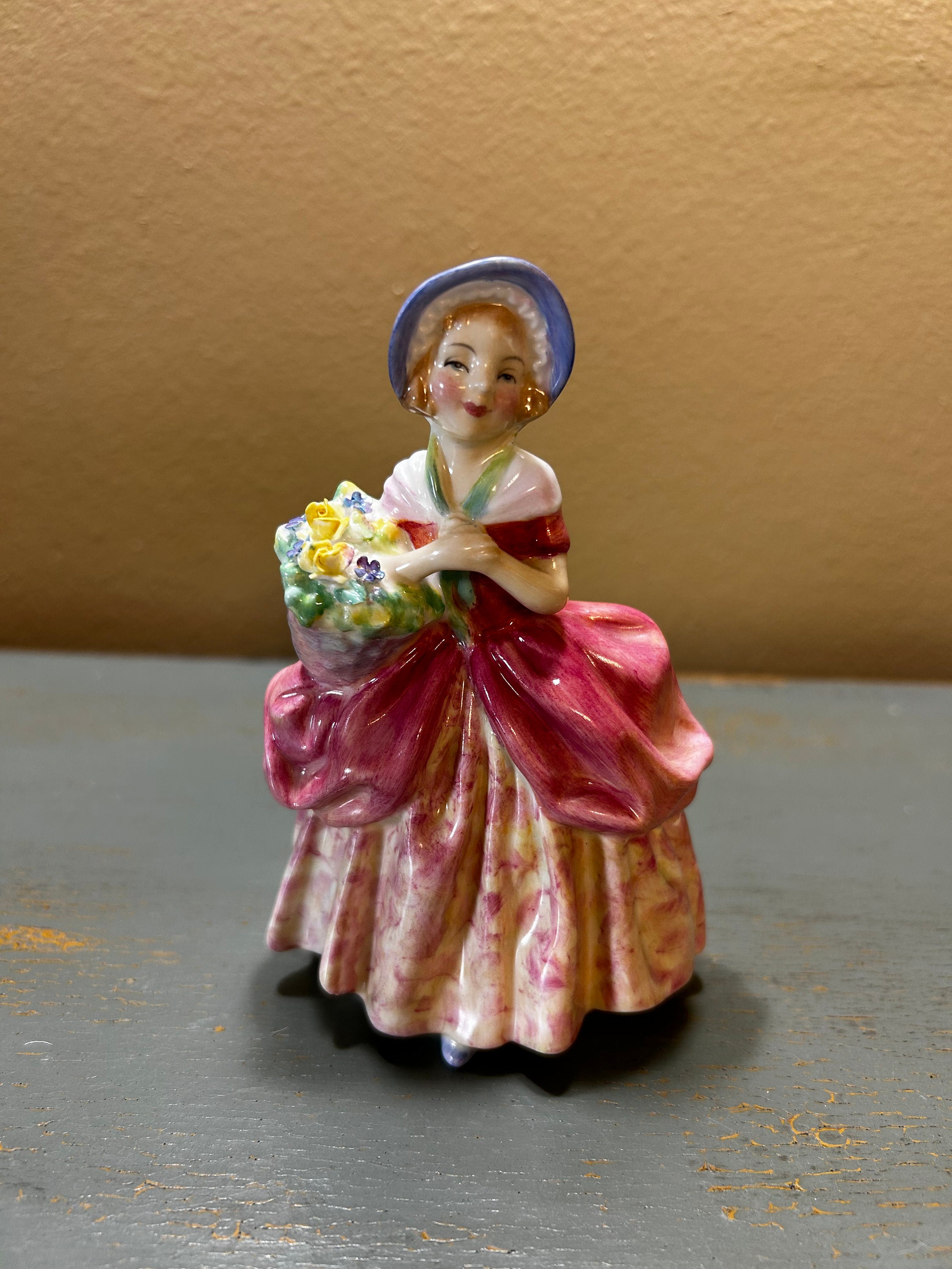 Royal Doulton Cissie HN1809 | eBay