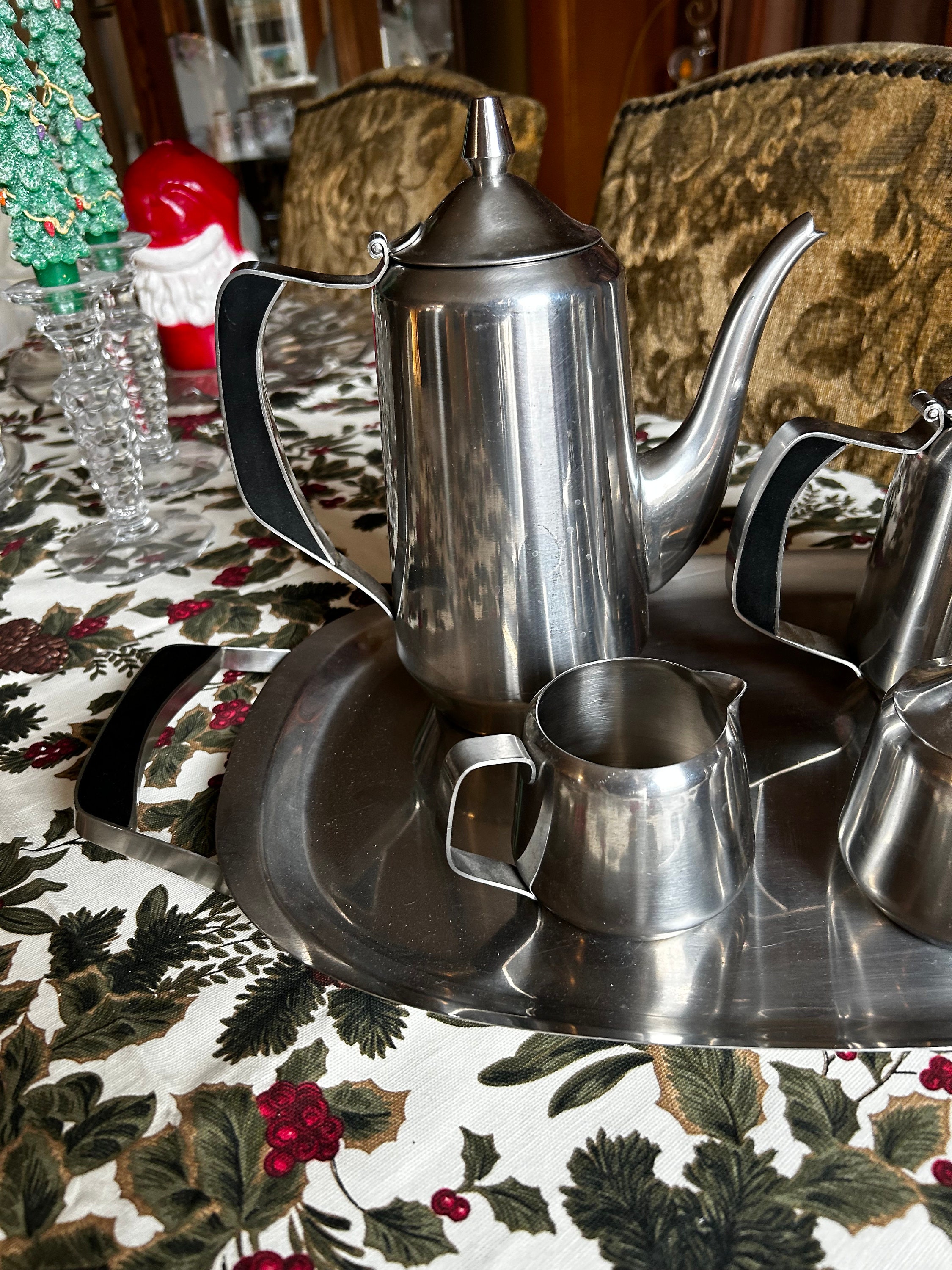 Vintage Mid Century Oneida Stainless Coffee and Tea Set ~ Matching
