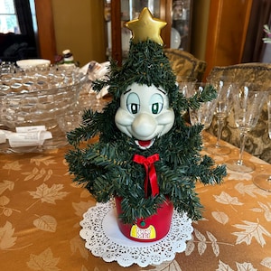 Vintage 1997 Telco Talking and Singing Christmas Tree ~ the