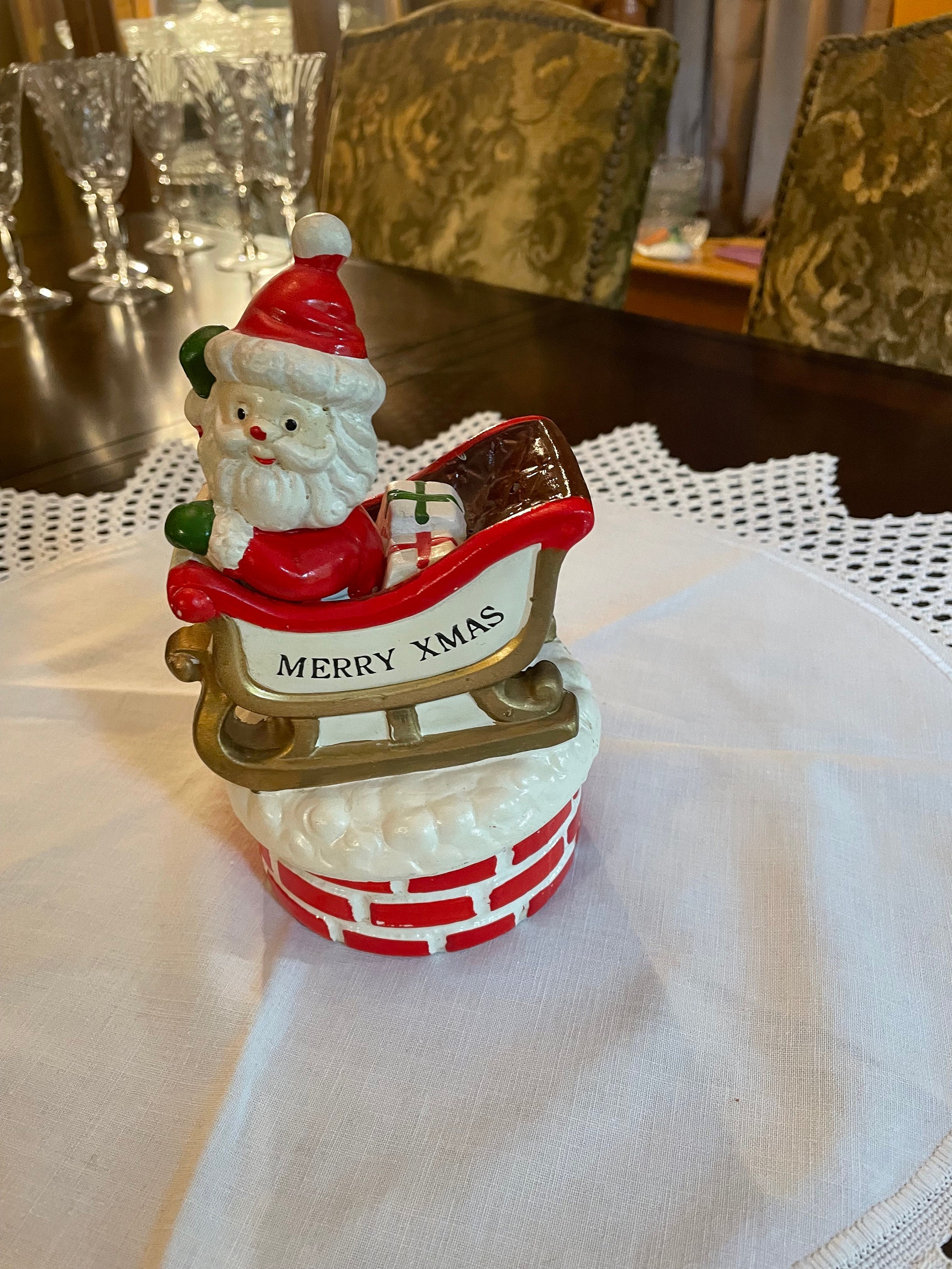 ヴィンテージ　サンタクロースのソリ飾りオルゴール ヴィンテージ サンタクロースのソリ飾りオルゴール スノードーム