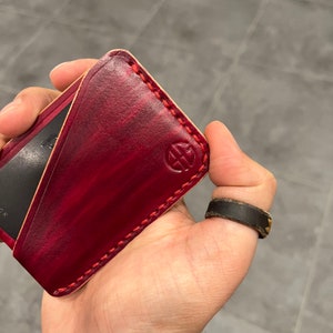 Porta-cartões de couro colorido personalizado feito à mão, carteira fina, costurada à mão, carteira com bolso frontal, carteira minimalista, pintada